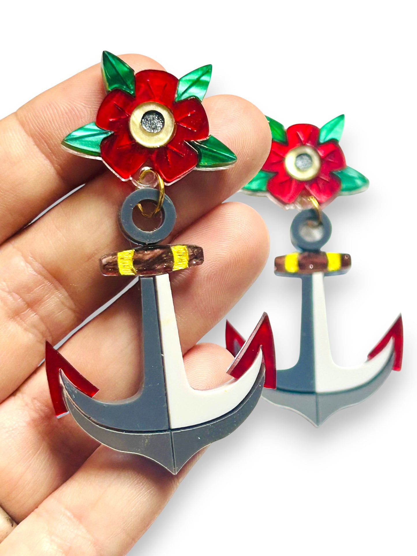 Deep Blue Sea - Orecchini Pendenti Ancore + Fiore Traditional