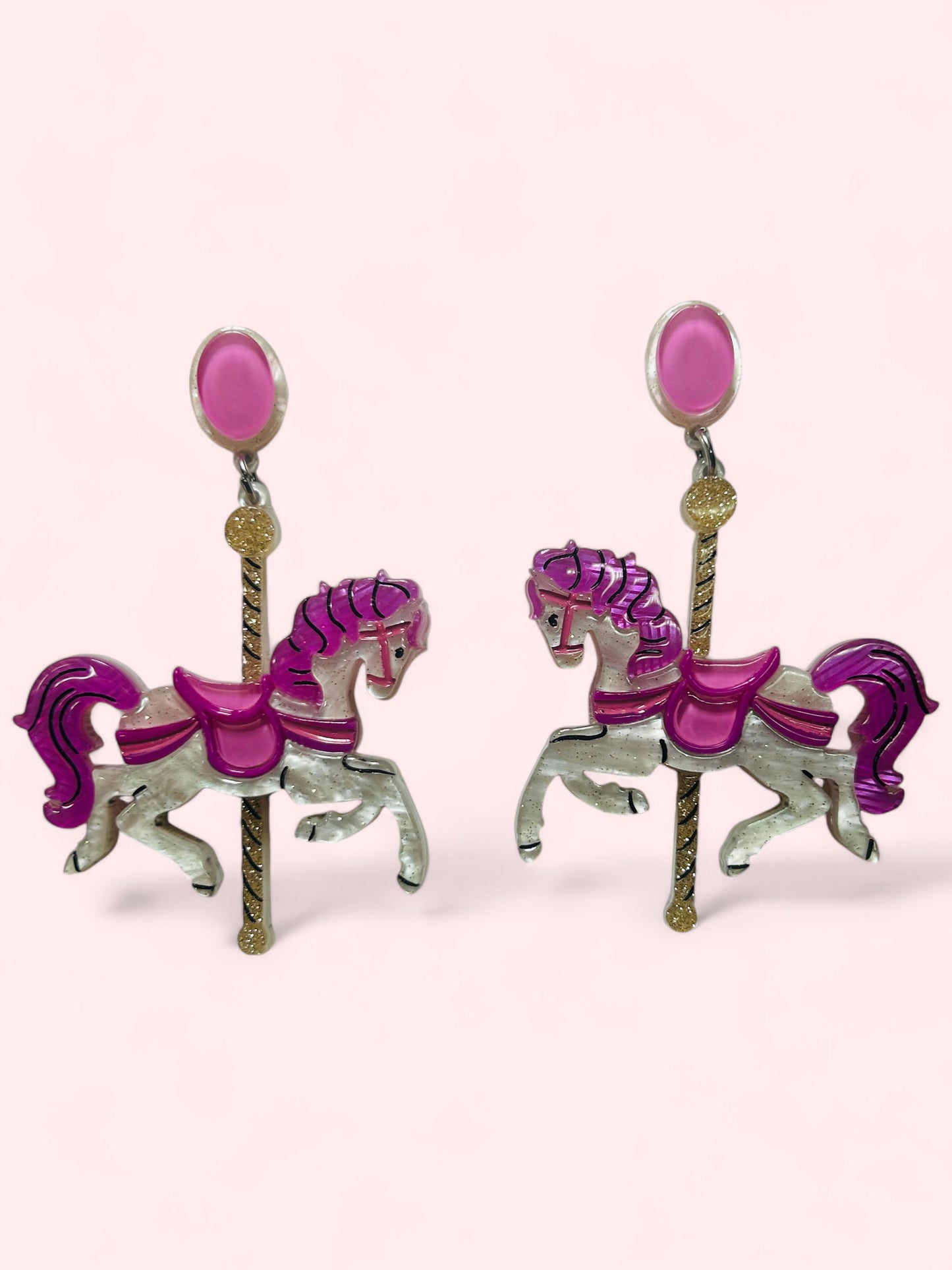 Lipstick & Chrome X MAKOKOT - Carosello Cavallo Rosa