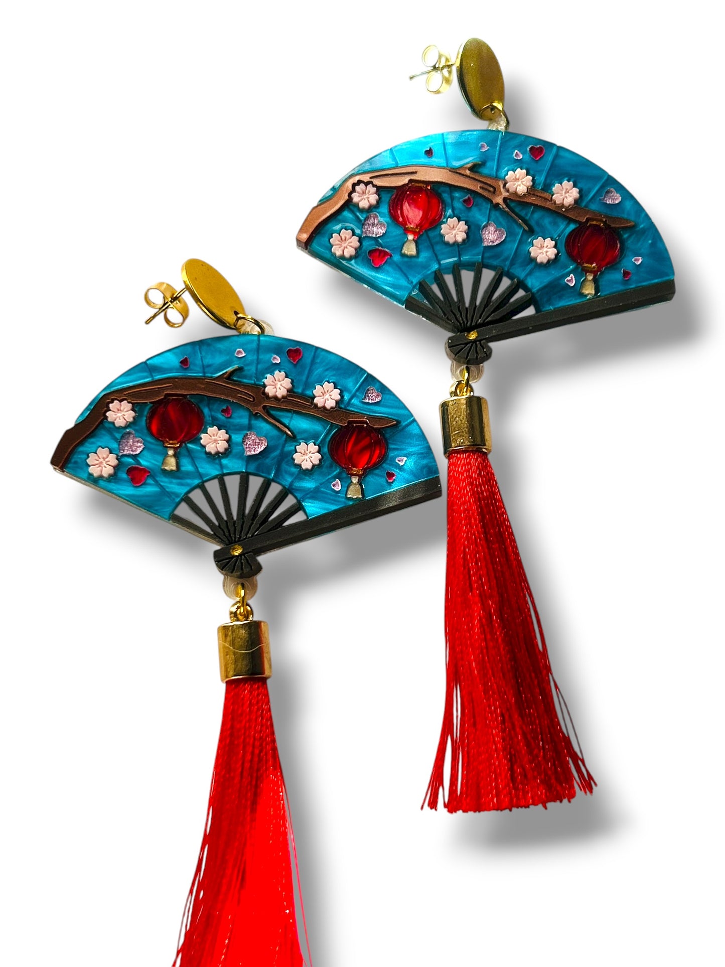 Echo Of The East - Orecchini Pendenti Ventaglio con Fiori e Nappe