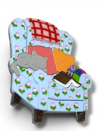 A Quiet Life - Spilla Divano con Gatto