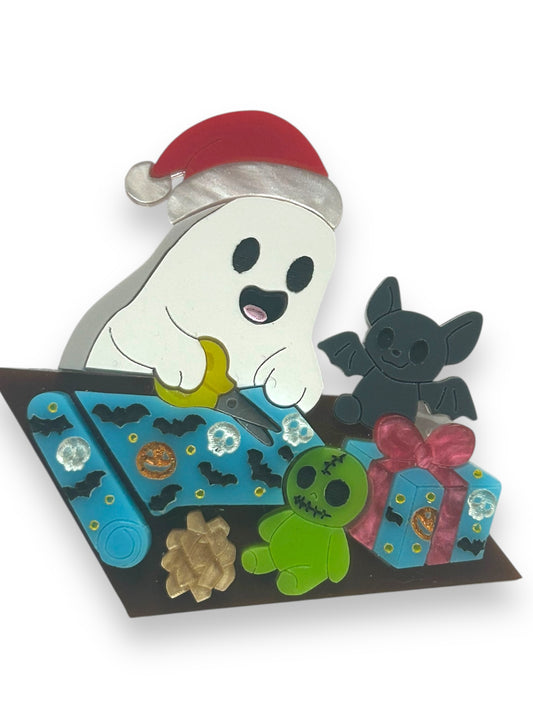 Spooky Christmas  - Spilla Fantasma che Prepara i Pacchi Natalizi