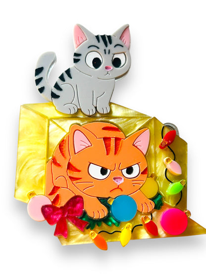 Meowy Christmas - Spilla Gatto in Agguato dentro Scatolone